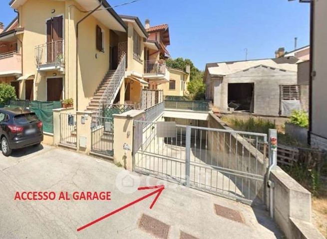 Box/posto auto in residenziale in Via del Castello