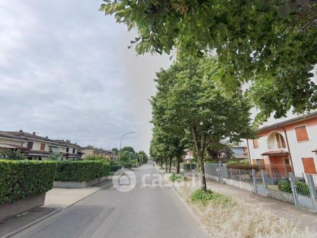 Casa indipendente in residenziale in Via Palmiro Togliatti 19