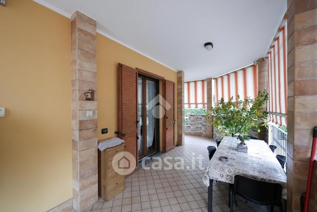 Casa bi/trifamiliare in residenziale in Via San Giuseppe 12