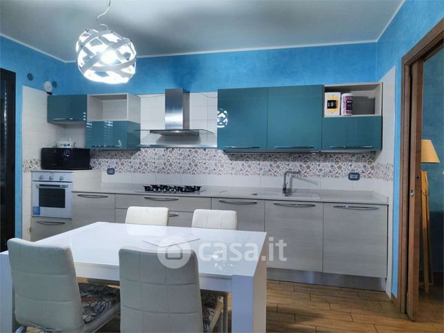 Villetta a schiera in residenziale in Via Sofocle - Prima Traversa 9