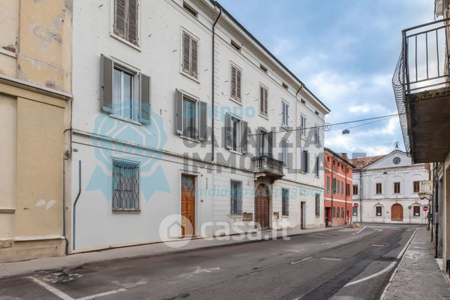 Appartamento in residenziale in Via Italia 19