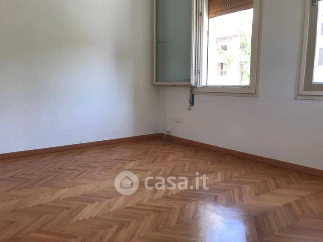Ufficio in commerciale in Corso del Popolo