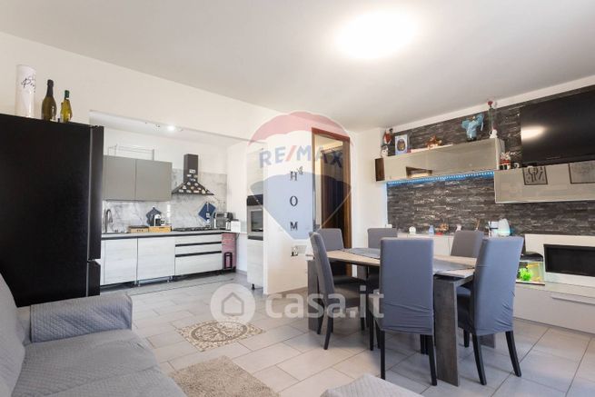 Appartamento in residenziale in Via Fosse Ardeatine 6