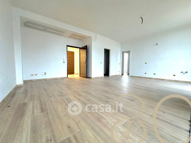 Appartamento in residenziale in Via Giuseppe Avezzana 1