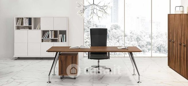 Ufficio in commerciale in 