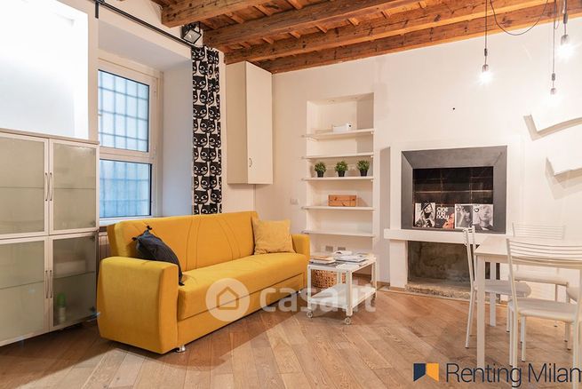 Loft in residenziale in Via Ascanio Sforza 31