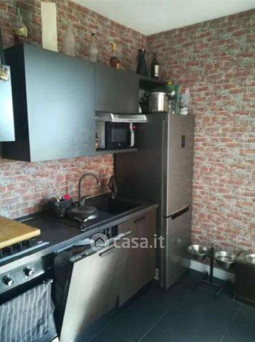 Appartamento in residenziale in Via Carlo Mauri 7 a