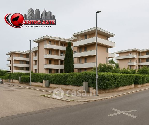 Appartamento in residenziale in Via Ugo Iarussi