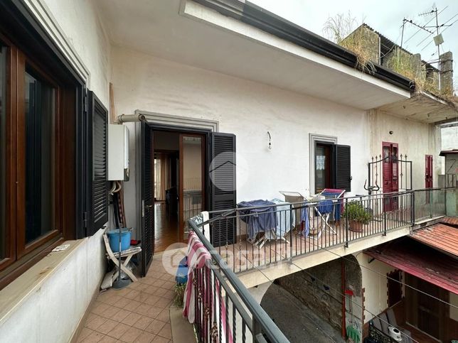 Appartamento in residenziale in Via Atellana 140