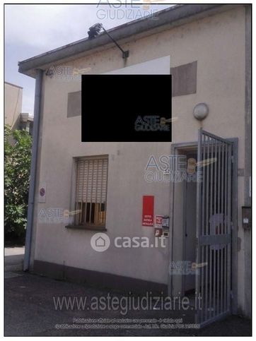 Box/posto auto in residenziale in Via Montefiorino