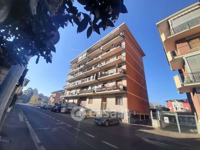 Ufficio in commerciale in Via Bengasi 39