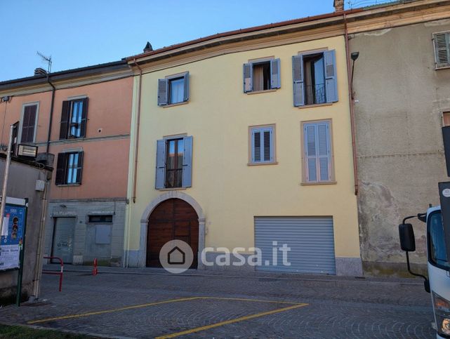 Casa indipendente in residenziale in Via G. Verdi 5