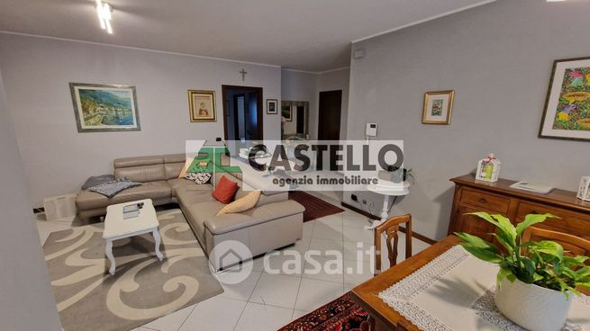 Appartamento in residenziale in Via Vivaldi A