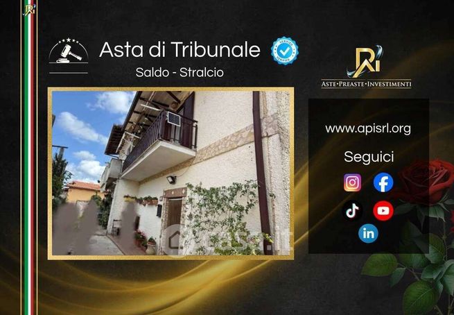 Appartamento in residenziale in Via Castello d'Ariano 145