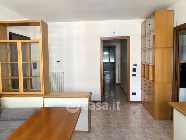 Appartamento in residenziale in Via San Venerio 5 /E