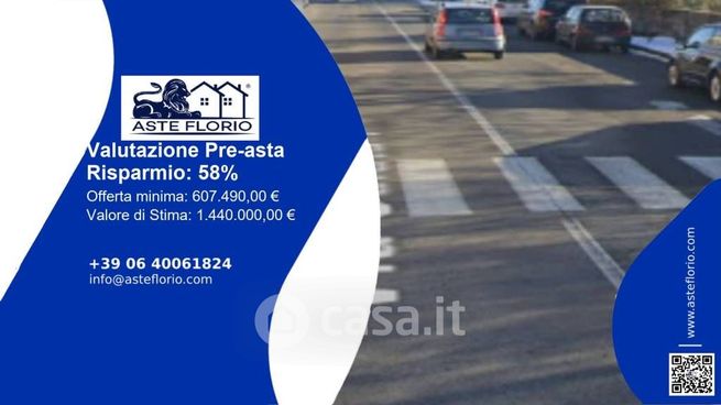 Capannone in commerciale in Via Calatafimi