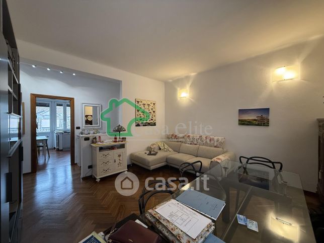 Appartamento in residenziale in Via Federico Barbarossa