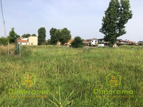 Terreno agricolo in commerciale in Via Lidi Ferraresi