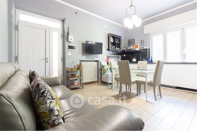 Appartamento in residenziale in Via G. Donizetti 26