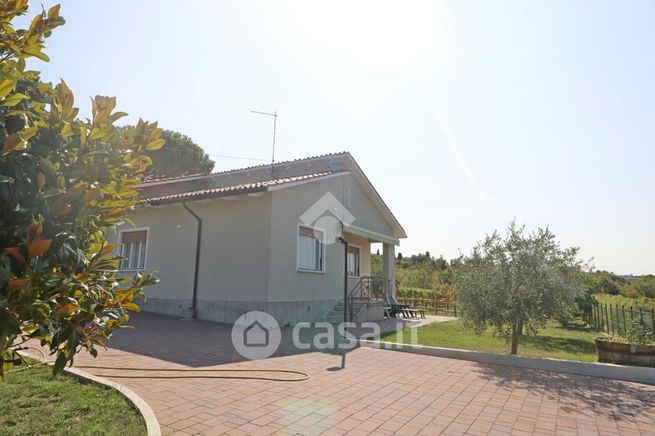 Villa in residenziale in Punta sottile 8