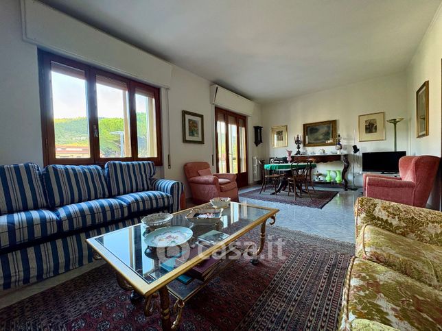 Appartamento in residenziale in Via R. Lambruschini