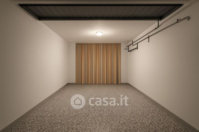Box/posto auto in residenziale in Via Cicerone 41