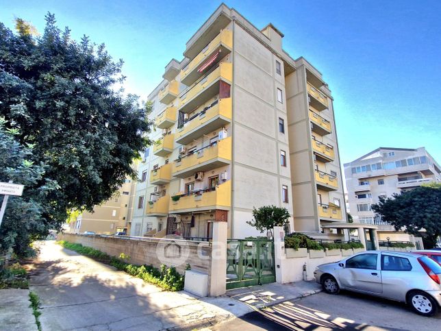 Appartamento in residenziale in Via Olanda 40