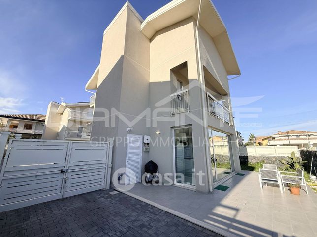 Villa in residenziale in Via merano 28