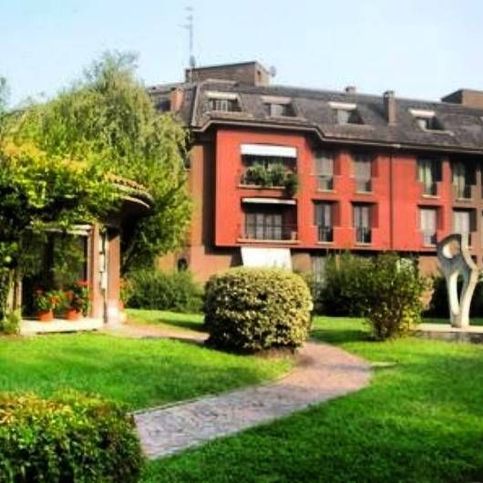 Appartamento in residenziale in Via Carlo Osma 2