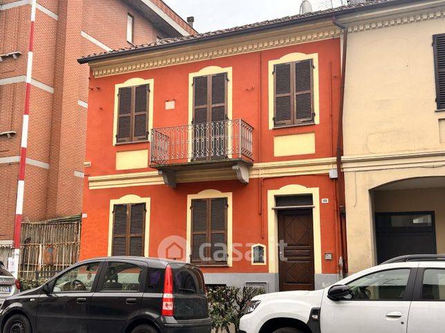 Casa indipendente in residenziale in Viale dei Partigiani 110