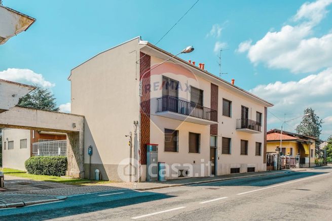 Ufficio in commerciale in Via Vittorio Veneto 39