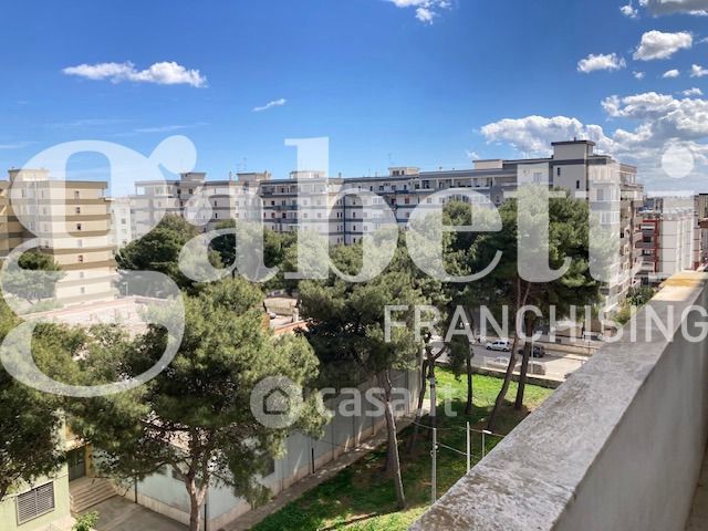 Appartamento in residenziale in Via Pietro Chimienti 23
