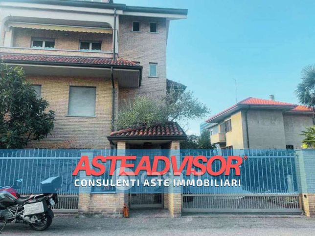 Appartamento in residenziale in Via Milazzo 6