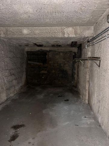Box/posto auto in residenziale in Via del Canalicchio 19