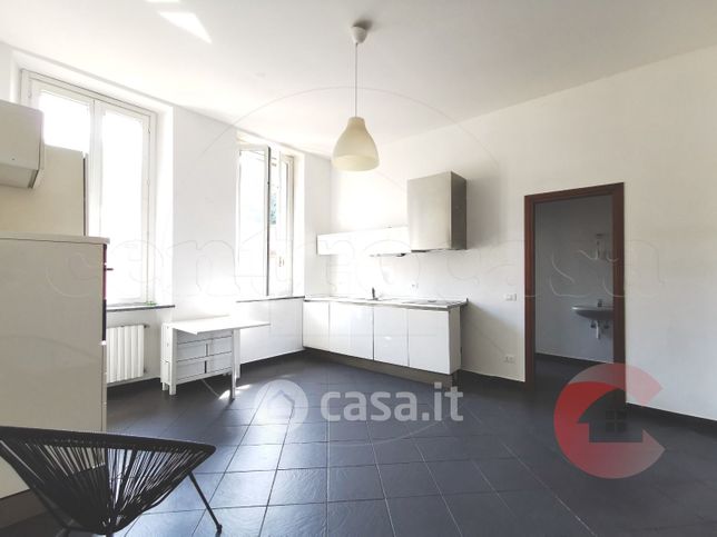 Appartamento in residenziale in Via Mazenta