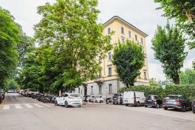 Appartamento in residenziale in Via G. Leopardi 58
