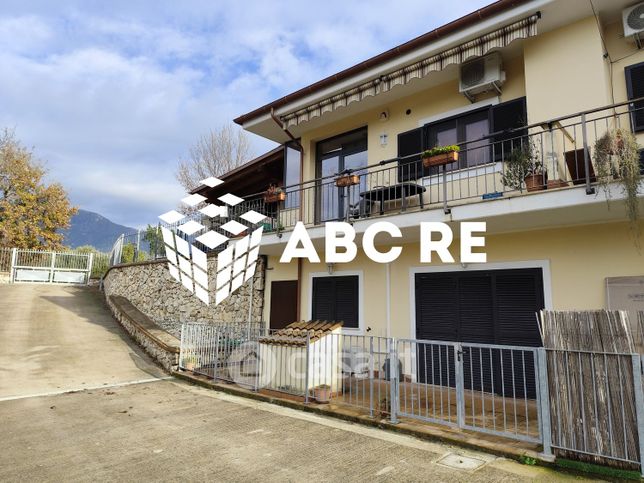 Villetta a schiera in residenziale in Via Santo Stefano
