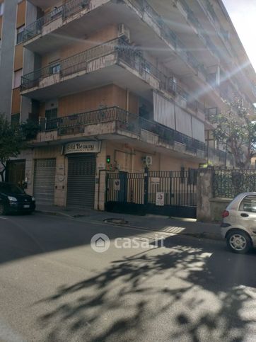 Box/posto auto in residenziale in Via Giovanni Patturelli 46