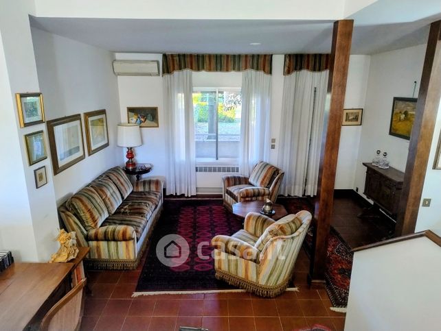 Villetta a schiera in residenziale in della resistenza