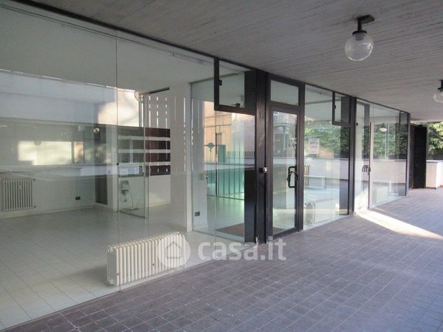 Ufficio in commerciale in Via G. Garibaldi 6