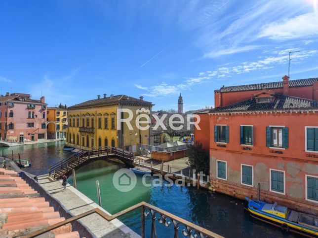 Casa indipendente in residenziale in Sestiere Dorsoduro 2435