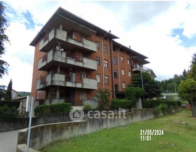 Appartamento in residenziale in Via Eugenio Banzola 9