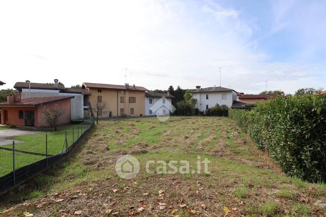 Terreno edificabile in residenziale in Via Angelo Angeli 106