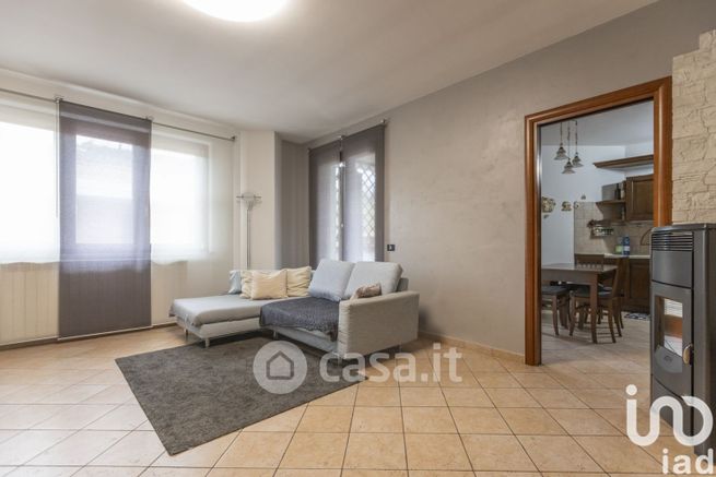 Appartamento in residenziale in Via Brecce 215