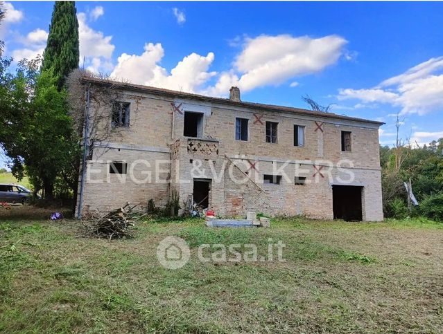 Rustico/casale in residenziale in Contrada Montefiore
