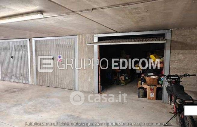Box/posto auto in residenziale in Corso Leonardo da Vinci