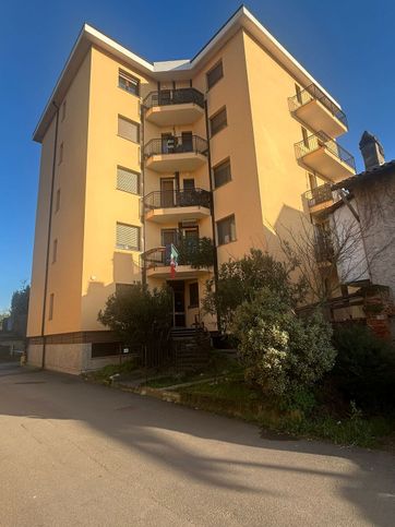 Appartamento in residenziale in Via Binasco 46