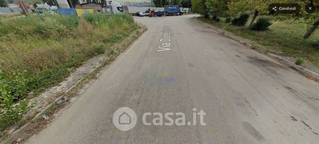 Capannone in commerciale in Via Domenico Izzo