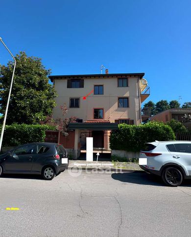 Appartamento in residenziale in Via Giotto 1