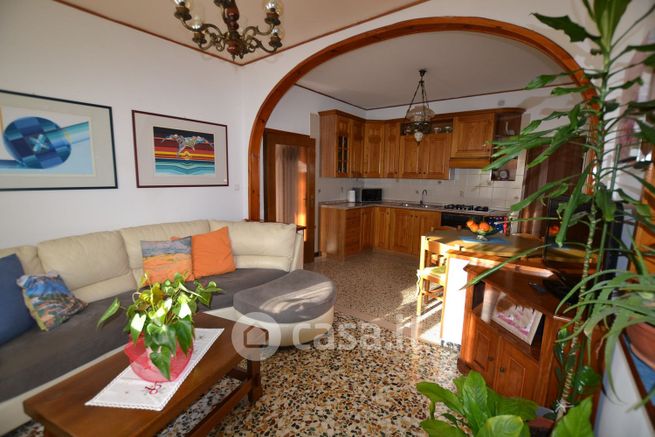 Appartamento in residenziale in Via Cervel 143